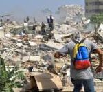 Venezuela earthquakes kill 920 people as international rescue teams arrive